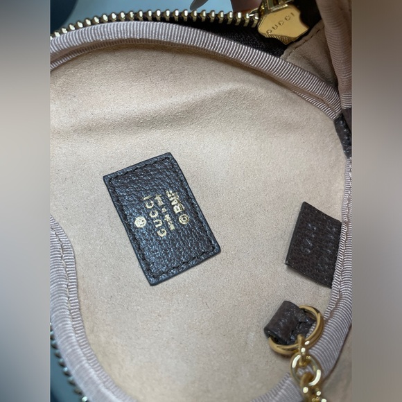 Excellent limited edition Gucci pouch Bananya cat key chain - authenticated - Picture 15 of 16